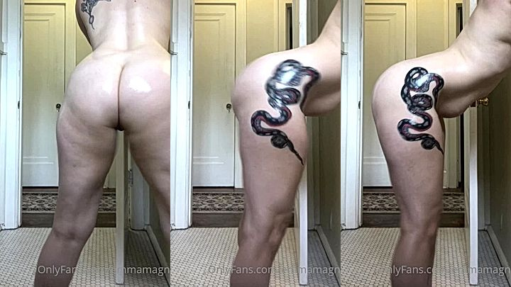 Emma Magnolia shaking her big Ass in the bathroom leakd full video