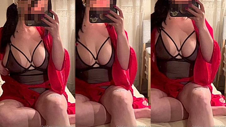 Teasing Canadian Girl CottontailVA leaked clip
