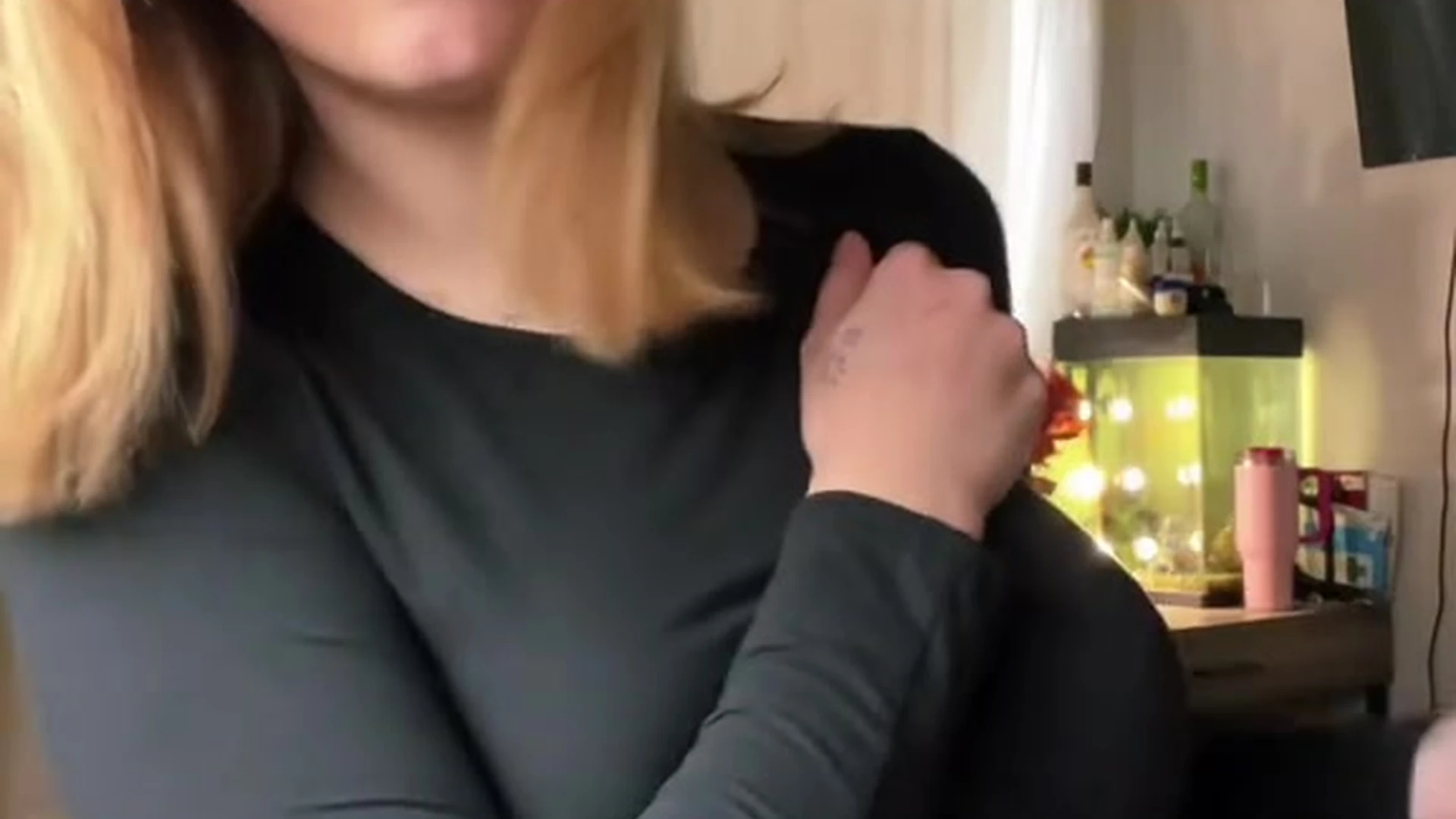 busty babe loves to titty tease on cam and talk dirty leaked onlyfans