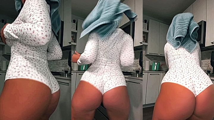 amazing chick cant help but show off her amazing body while she is cooking solo