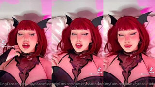 batwoman looking sexy in her costume LowKeyDeadInside onlyfans leak