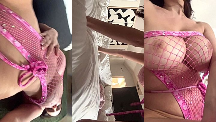 hot chick couldnt help but show off her amazng body to her subscribers