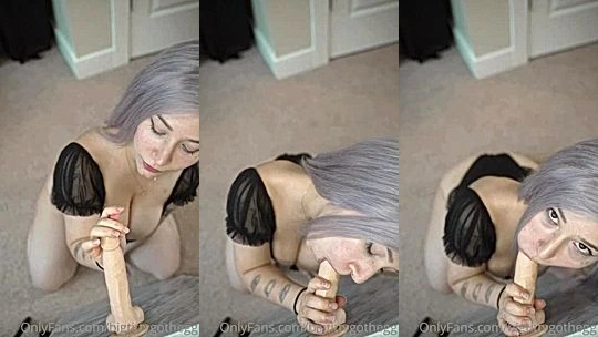 Bigtittygothegg gives an amazing blowjob leaked video