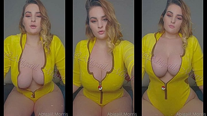 naughty bad girl Abigaiil Morris make her big boobs jiggle hard