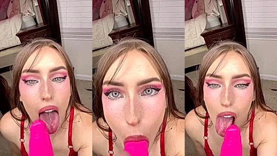 naughty sexy wild model Devon Jenelle practice her blowjob skills on dildo, leaked onlyfans