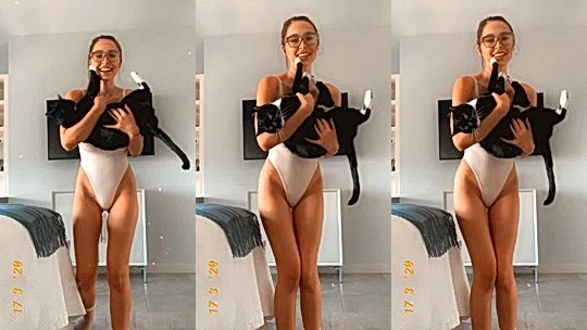 leaked teasing video of sedy nasty american sexy doll Sophie Mudd play with her cat while she show off her sexy hot body