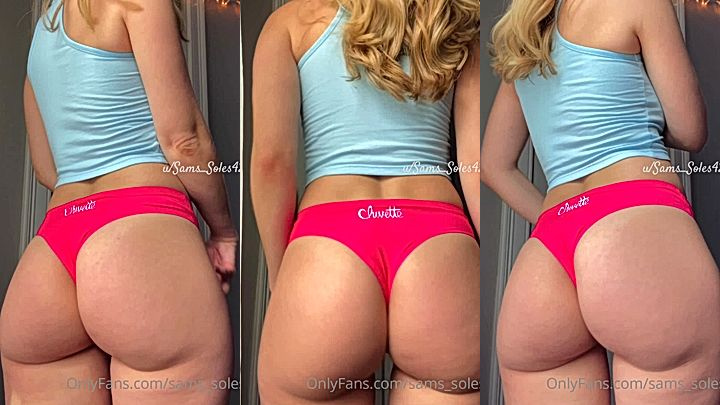 sexy onlyfans model leaked video of her playingwith her wet pussy