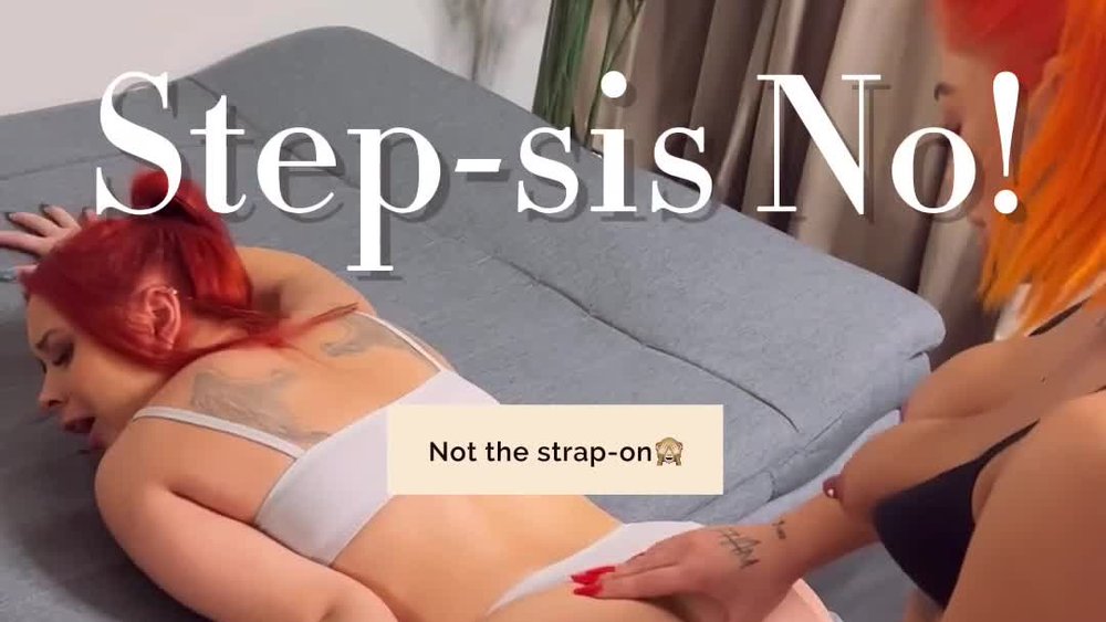 horny hot stepsis yourlilangelmia gets doggy with her lesbian girlfriend