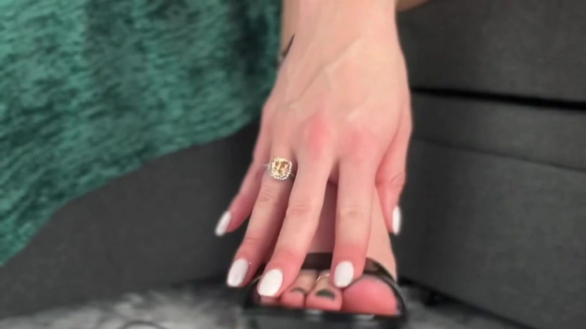 Sams soles21 slow toe rub while she whisper your name